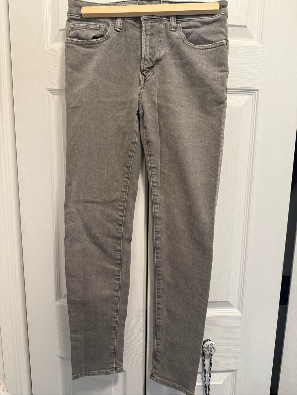 American Eagle Outfitters Skinny Jeans in Gray